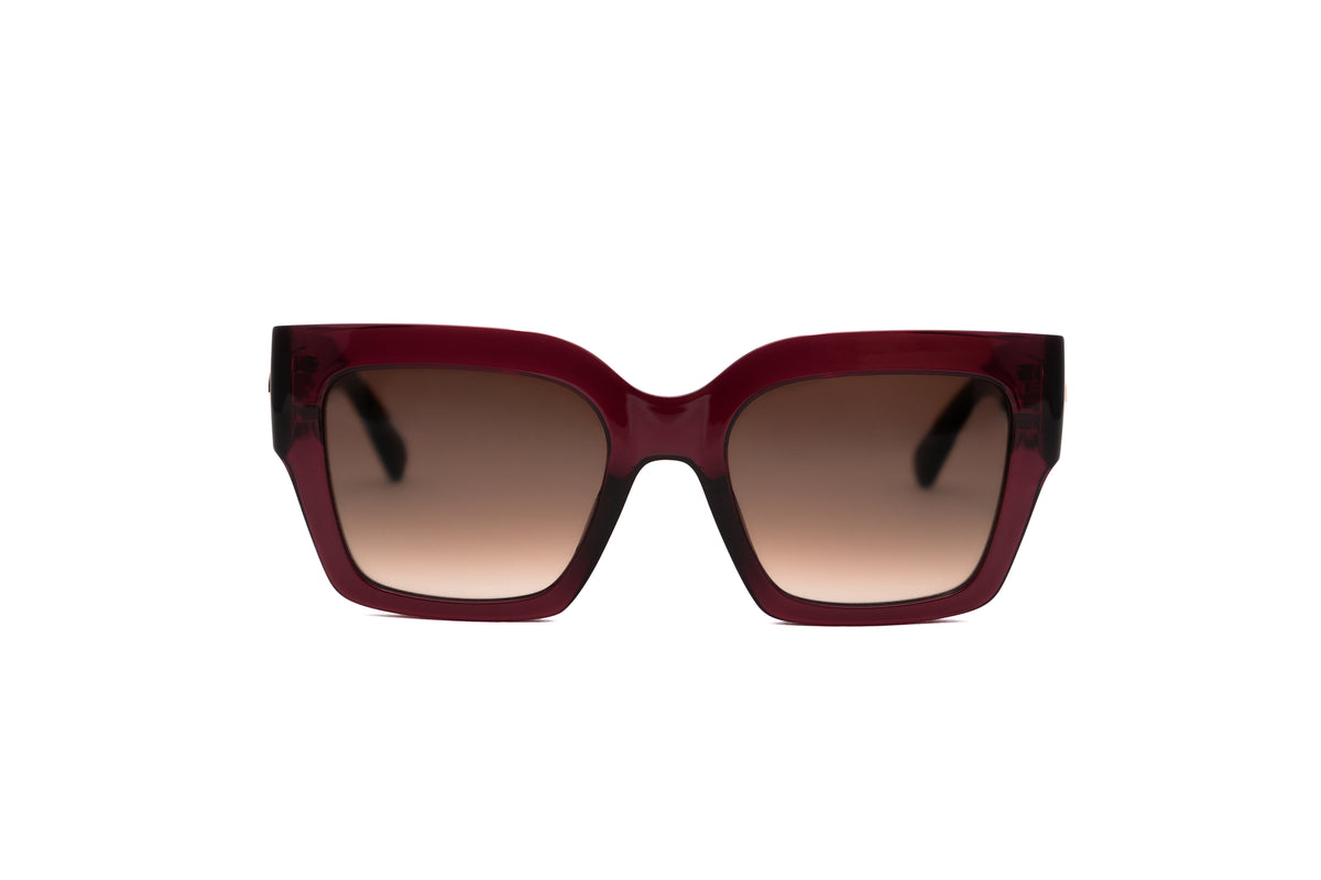 Order FURLA SFUB08 Sunglass for Women. Premium sunglasses, Branded sunglasses with authentic quality and stylish comfort. Buy online now.